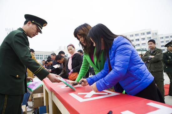 信阳119消防安全宣传月 用真本事上消防课_信