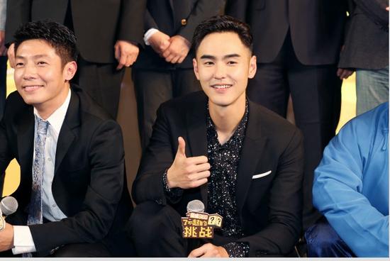 阮经天综艺首秀任颜值担当