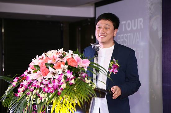 主办方代表理想传媒董事长及此次音乐节的联合发起人、总导演李响