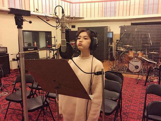 丁丁录制《我们恋爱吧》 诠释恋爱气息|丁丁|我