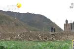 鳳凰古鎮(zhèn)30畝耕地遭沙石填埋 鎮(zhèn)領(lǐng)導(dǎo)稱工作不細(xì)致