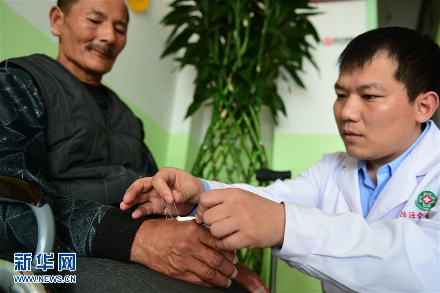 澳网综合：焦科维奇冲击纪录 王蔷张帅晋级次轮