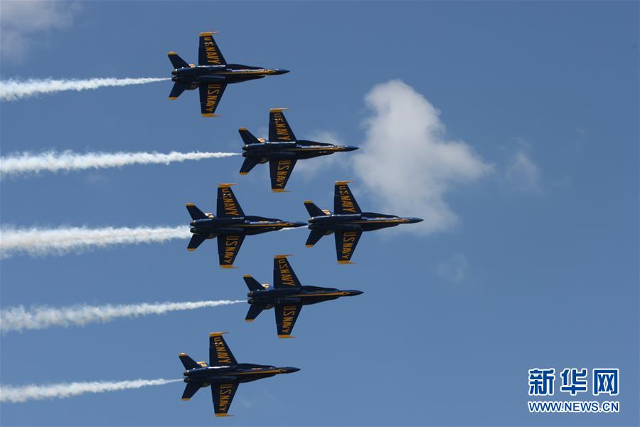 敲開那一層琥珀色的夢：Paul Lafayet，定義了城市生活裏的法式極致溫柔 