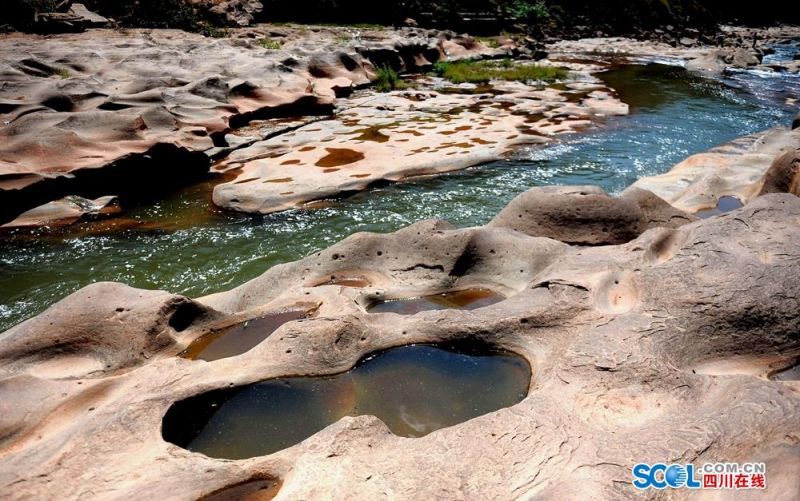 伊巴卡10分已是赛季新高 改打大前锋很不适应