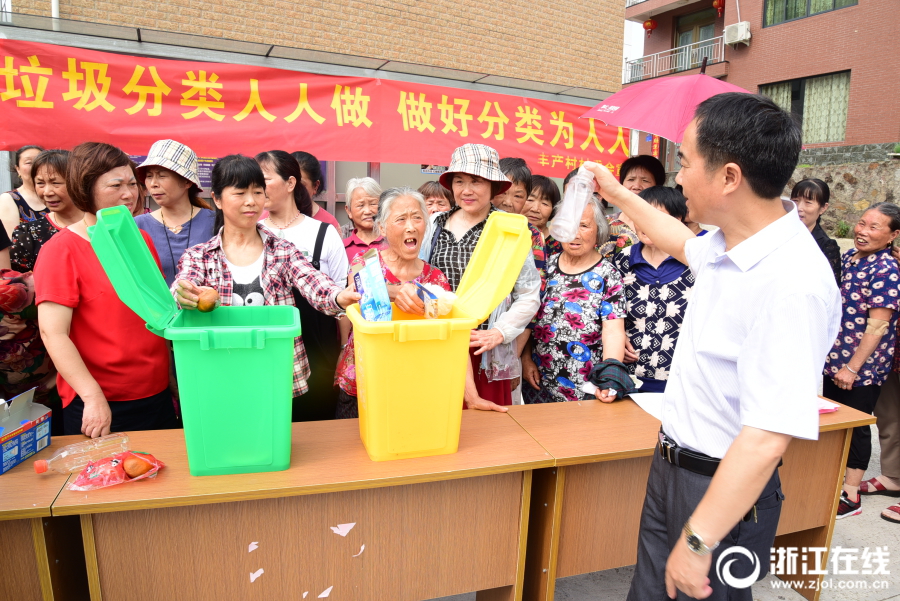 著名演员王劲松合肥谈表演