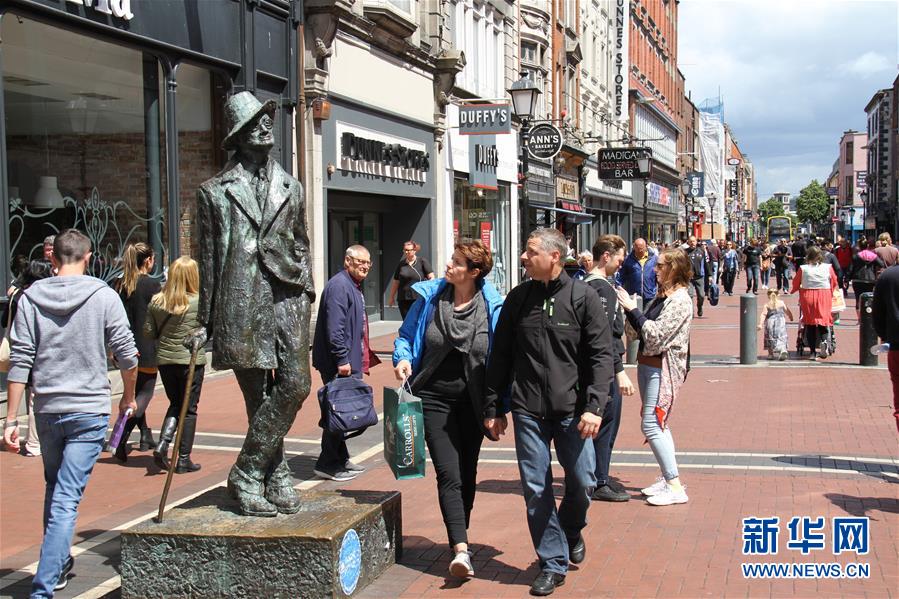 第31届大影节落幕 祖峰蒋勤勤分获年度男女演员