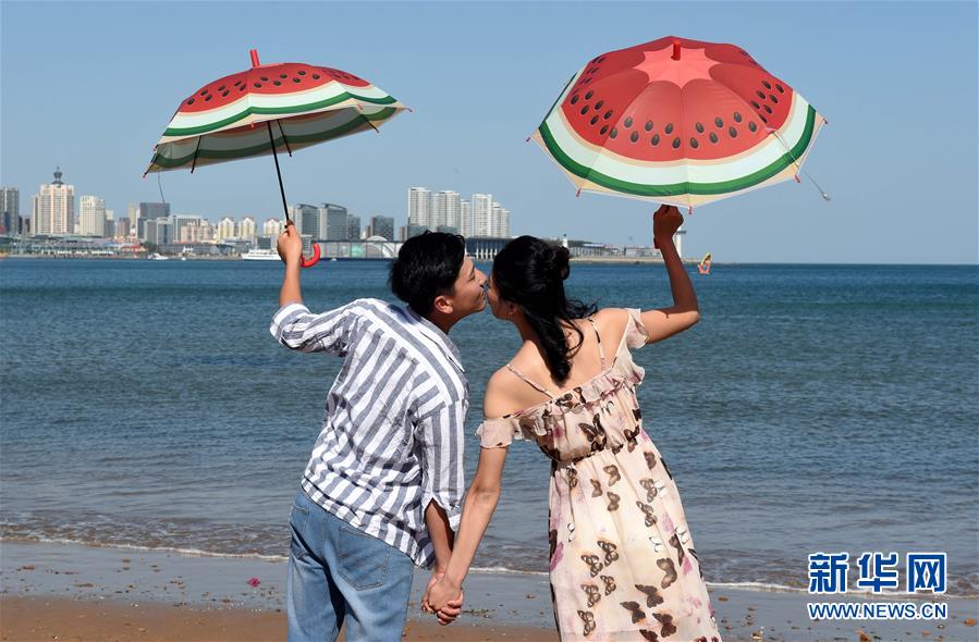 共逐奥运梦想 唱响友谊之歌