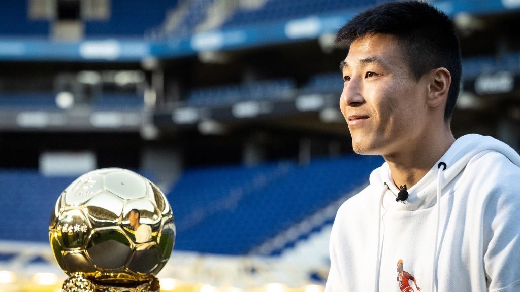 西班牙人贺武磊获奖,球迷盼其周六再首发