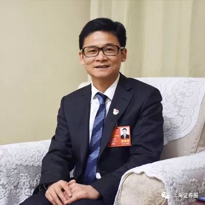 华菱钢铁董事长_华菱搅拌车(2)