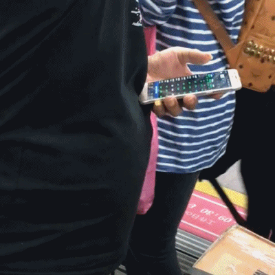 小伙下了什么诅咒，害得姑娘肚子疼。