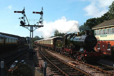 英国铁路国有化呼声高涨,可现实略尴尬