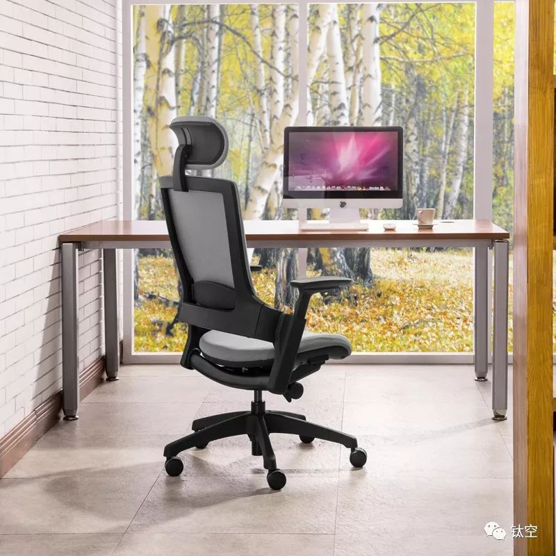 世界那么大,我可不想拄着拐杖看 | 钛空开箱实测