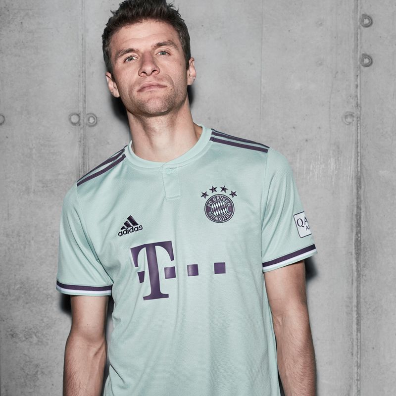 【福利来袭】拜仁18-19赛季主客场球衣等你来