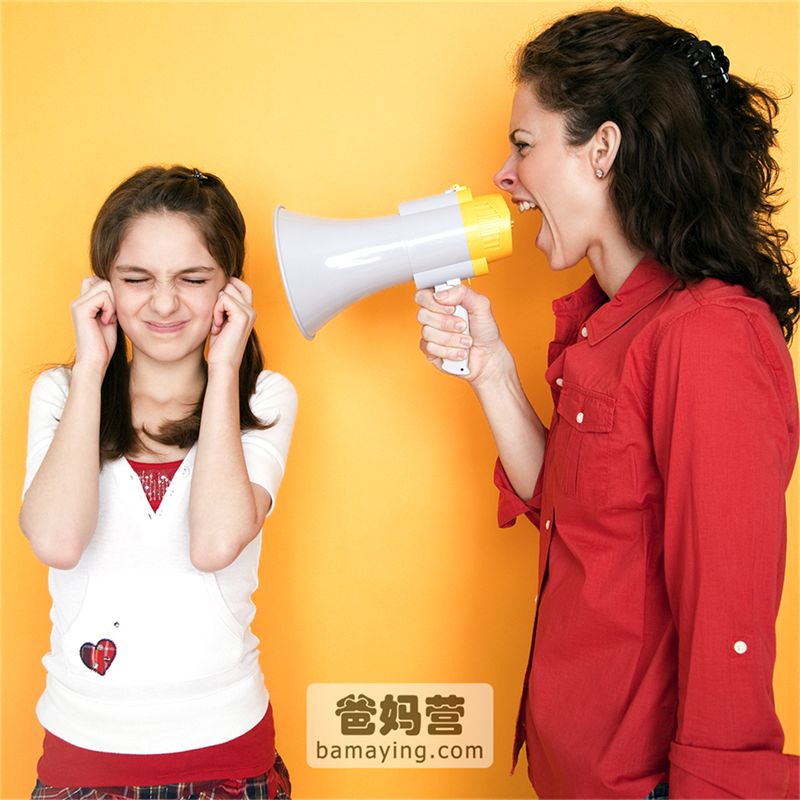 爱爱时被孩子撞见，还问“你们在干嘛？” 高明的爸妈是这