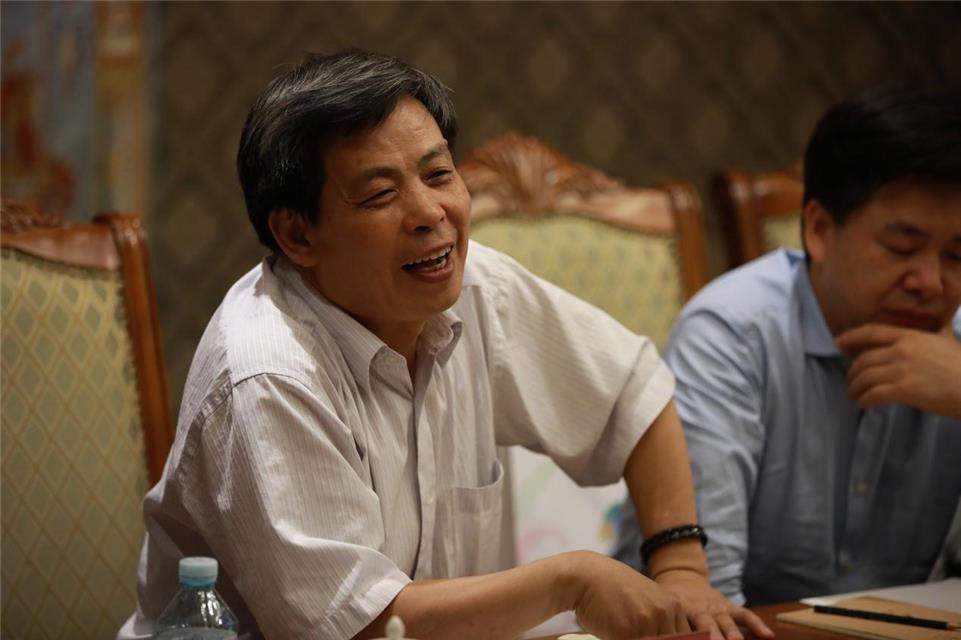 万里智库举行专项研讨 专家共议当前经济热点及下半年趋势