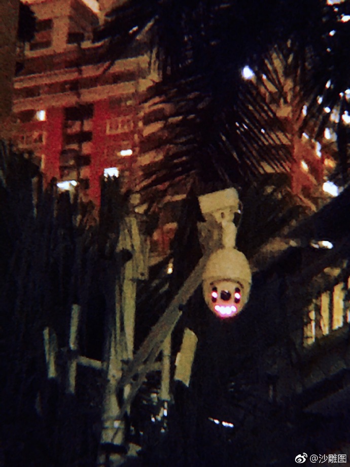 老人:我寻思这玩意没人要 轻松一刻2月27日晚间版