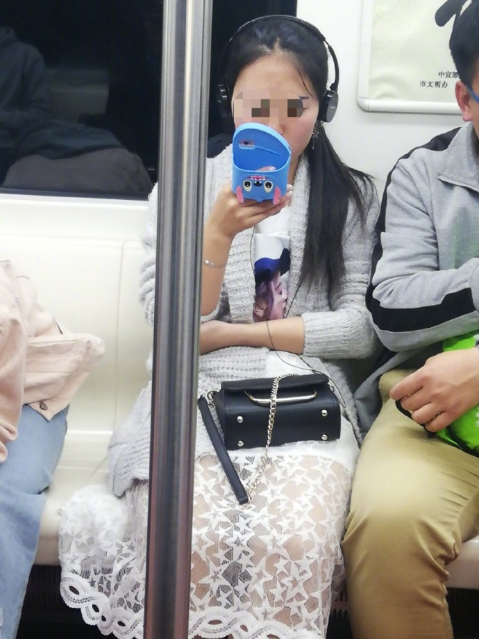 比爽文还要爽的庭审记录 每日轻松一刻4月3日晚间版