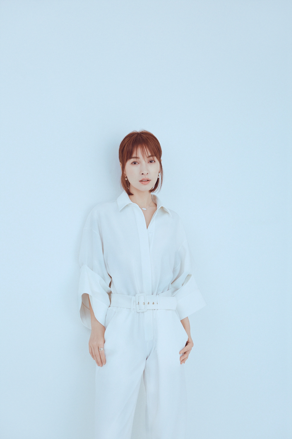 吴昕笑容甜美展现清新魅力