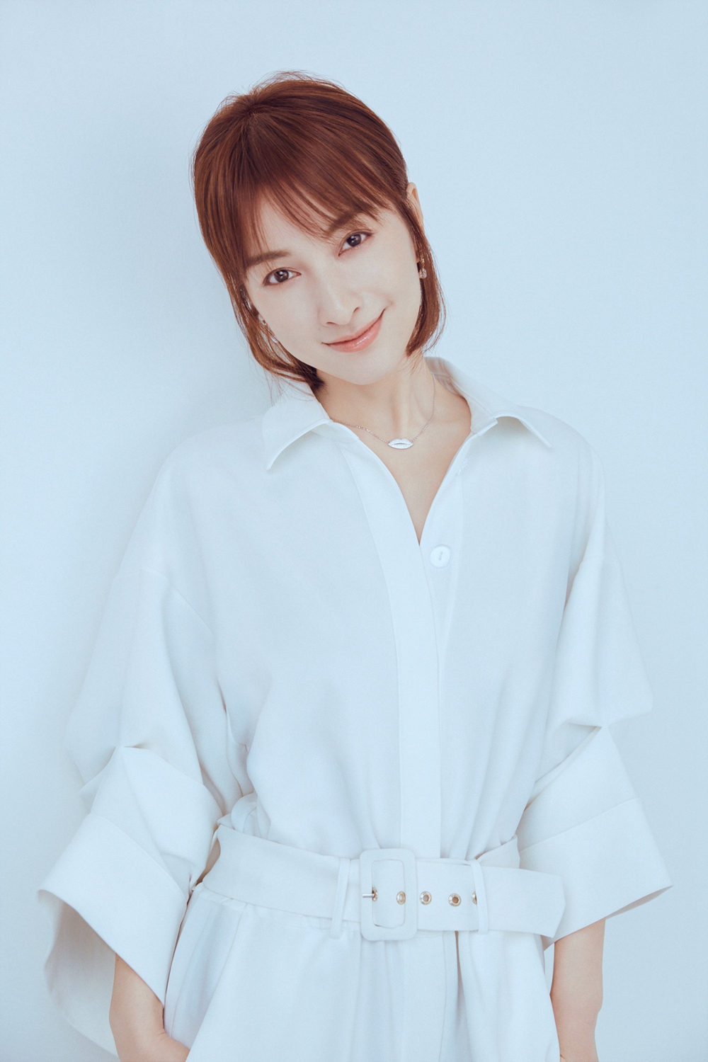 吴昕笑容甜美展现清新魅力