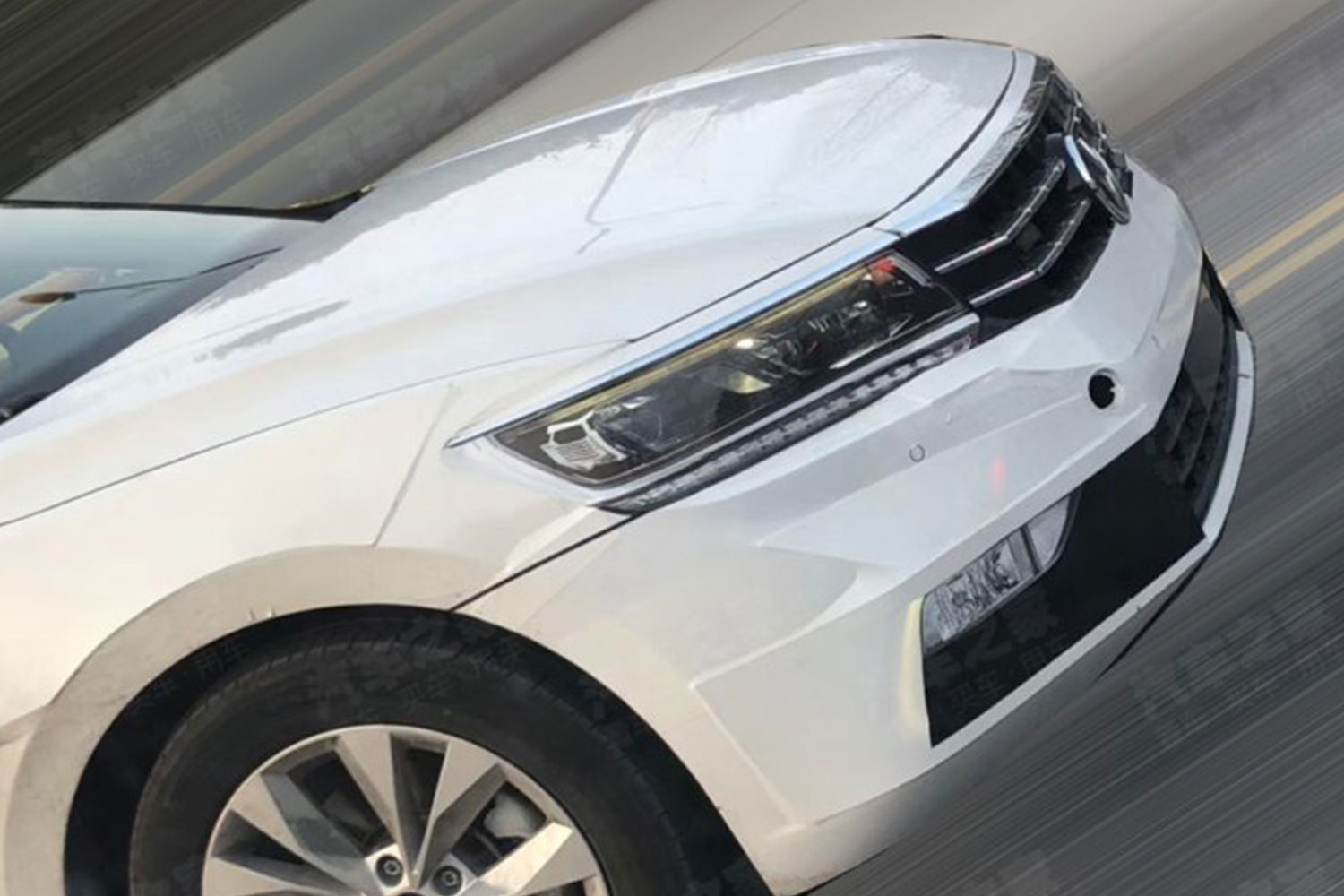 大众全新帕萨特测试谍照 更年轻更有活力