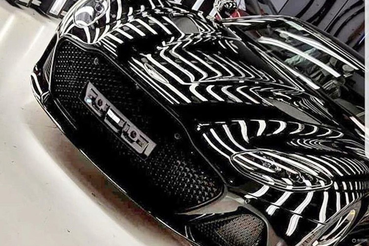 2019款阿斯顿马丁DBS Superleggera谍照