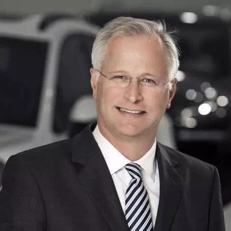 速递 |空缺三月中国区CEO人选确定 保时捷在华加速新能源布局