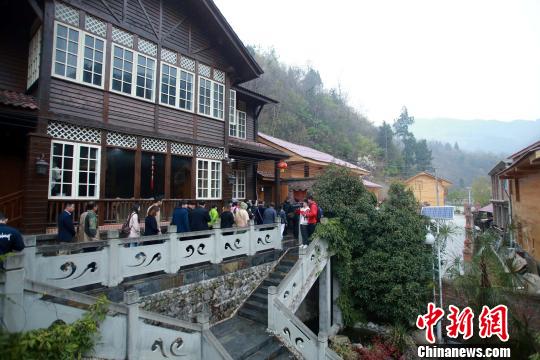 海外华文媒体感受川北地区发展巨变 体验青山绿水生态旅游