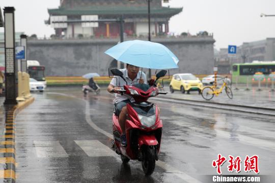 陜西多地迎來降水天氣。 張遠 攝