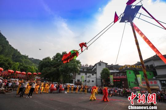 高台县人口_陕西发现秦始皇政务大殿遗址 面积约500万平方米(3)