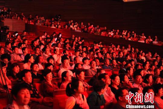 大型眉户剧《青铜峡》在银川上演