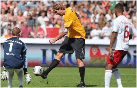 法国马克龙喜欢足球吗,法国马克龙喜欢足球吗知乎