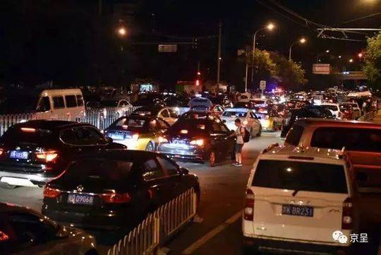 菜花变紫是怎么回事