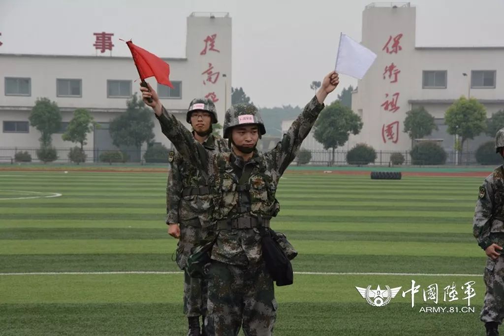 紧贴实战,淬火加钢:陆军工程大学通信工程学院组织“烽火小崔说事