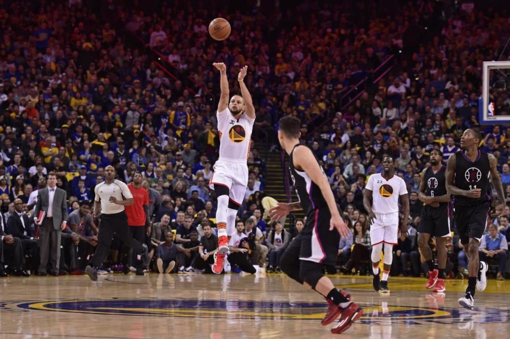 nba四步上篮,NBA四步上篮规则