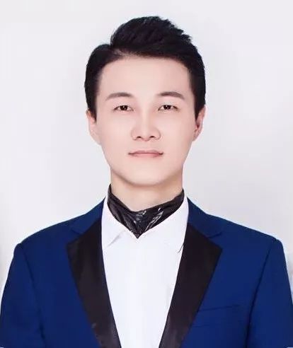 老总理发_理发卡通图片(4)