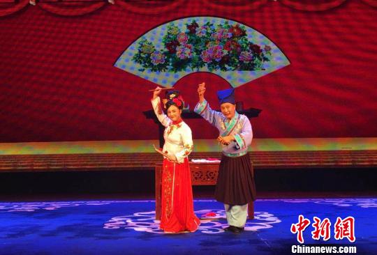 东北二人转与内蒙古二人台联袂亮相吉林传统戏