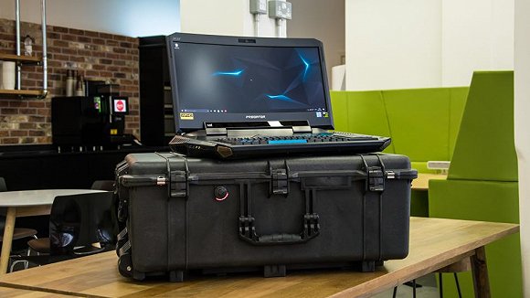 掠夺者Predator 21X。图片来源:Expert Reviews