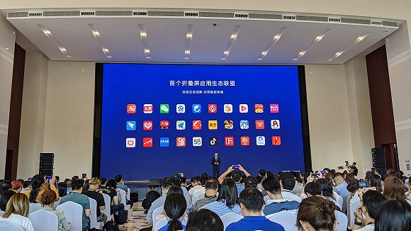 娱乐直播网络app排行榜|支持统一遭围剿,黄智贤再发声:台湾不是“国家”
