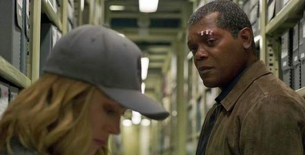 《复联4》神盾局长:惊奇队长是最强角色,能穿越时空 《复联4》神盾局长:惊奇队长是最强角色,能穿越时空