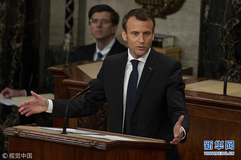 法总统马克龙在美国国会山发表演讲