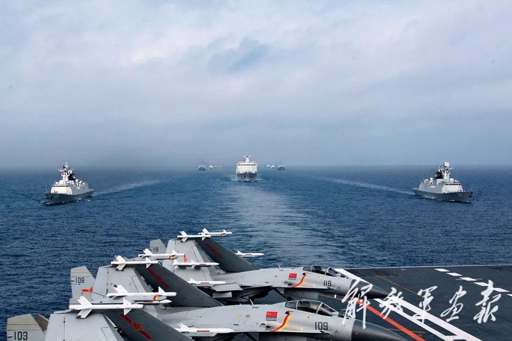 高清图集!习近平南海阅兵细节曝光