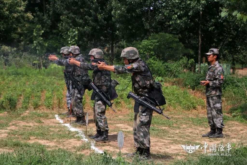 鑫晟恒亿武警军事训练现场盛况