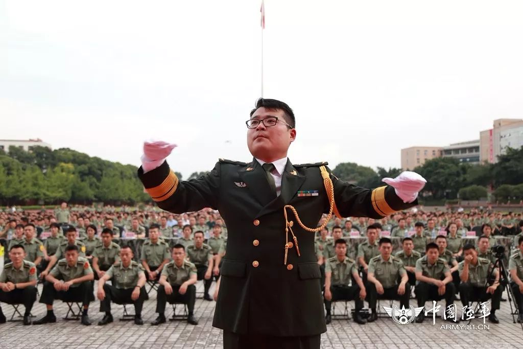 就为打胜仗!陆军工程大学通信士官学校举行广