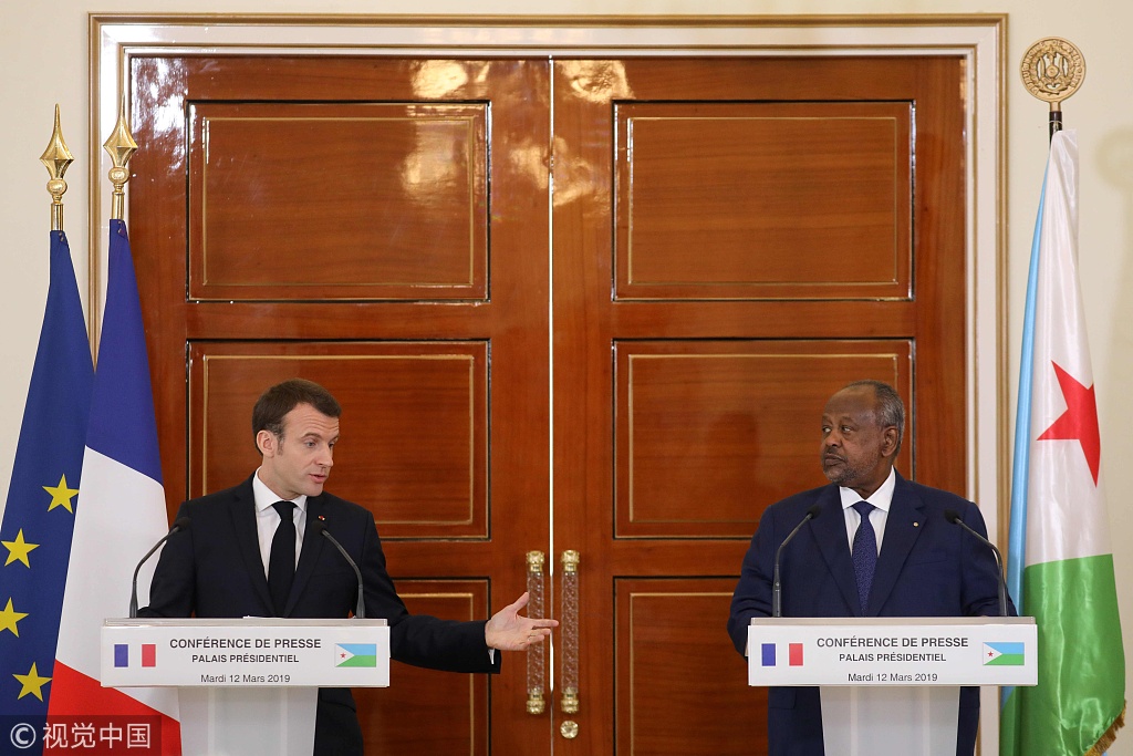 马克龙在吉布提警告中国债务陷阱吉官员:法国