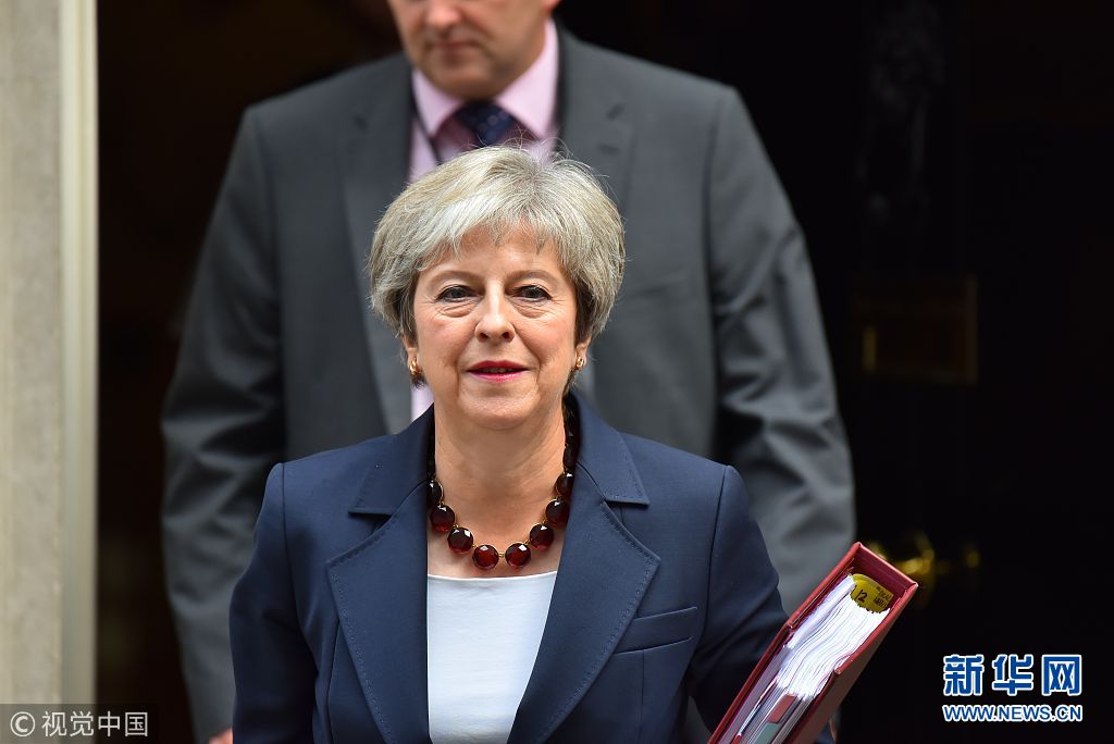 英国首相称俄前特工中毒事件嫌疑人为俄特工