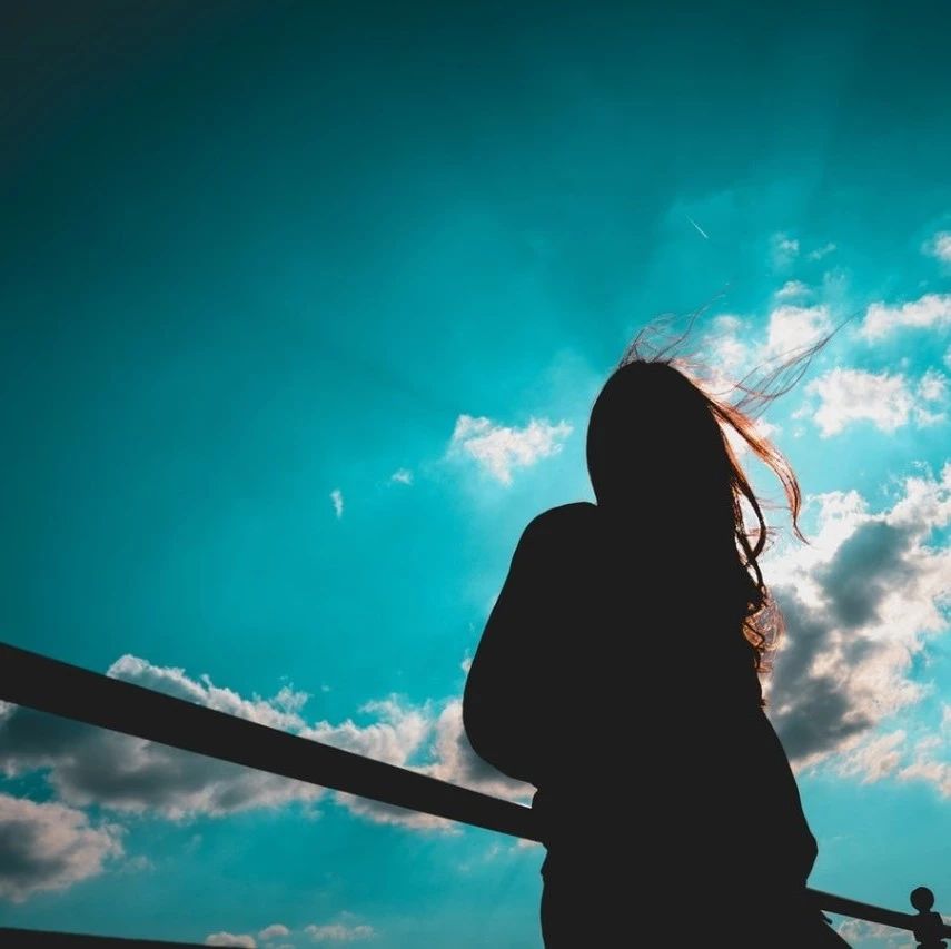 臧天朔去世后一幕震惊所有人:最好的关系,从来不是发朋友圈