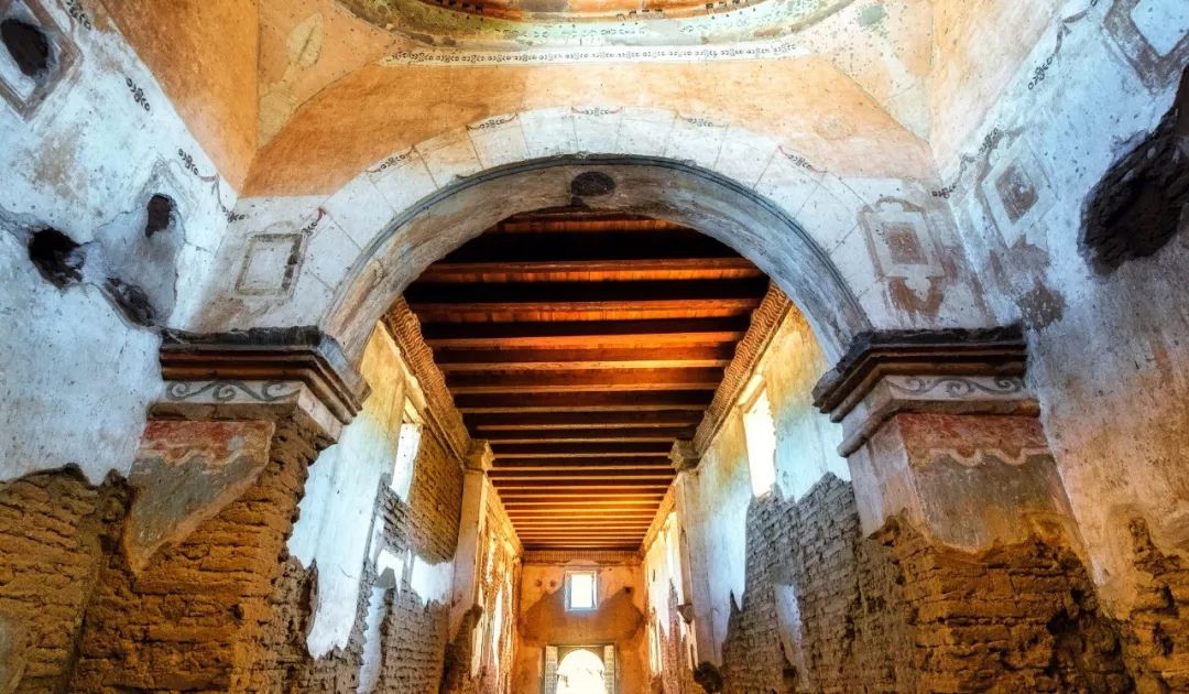 走进美墨边境一墙之隔的双面诺加利斯