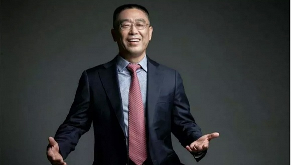 杨铿董事长_蓝光集团杨铿老婆照片