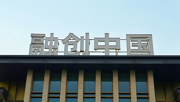 太阳2号快三计划软件手机版-在感情中乙肝携带者应该保持什么样的态度?