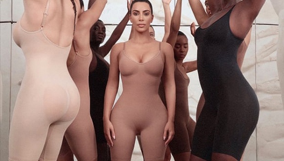 图片来源:Vanessa Beecroft